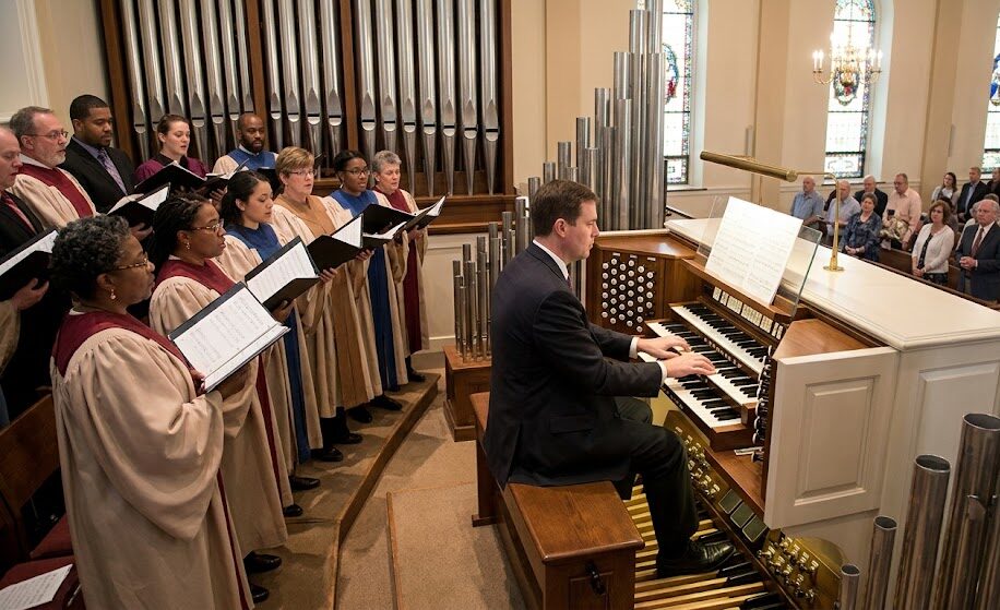 Vacante para Organista de Iglesia